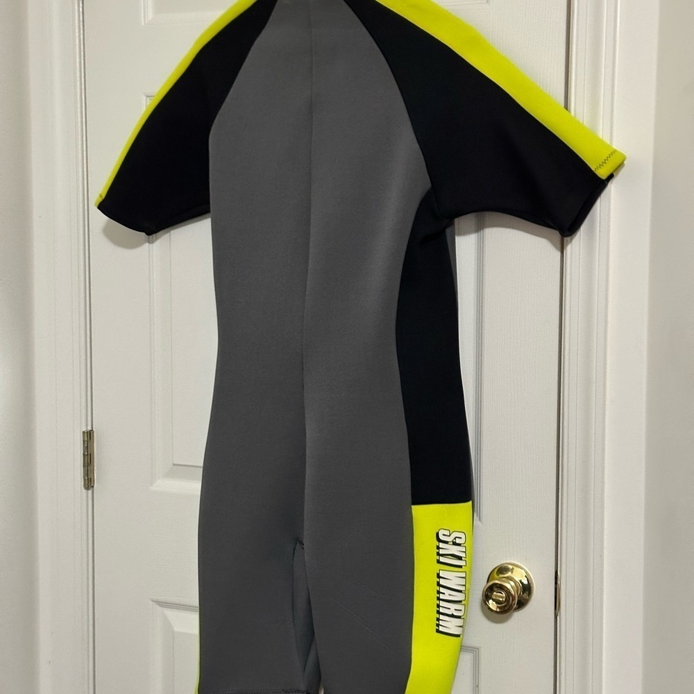 Vintage Black and Yellow shortie Ski Wetsuit with Streamlined Fit - Picture 2 of 6